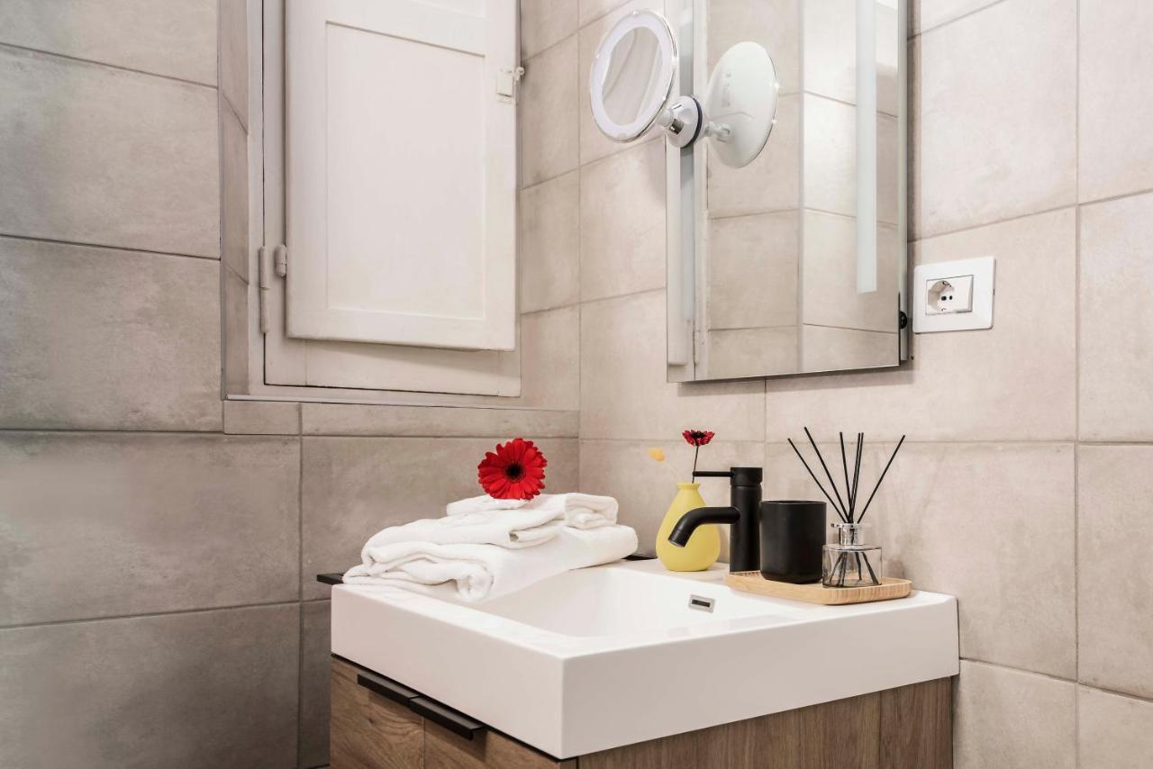 Stranamore Apartments Trastevere روما المظهر الخارجي الصورة
