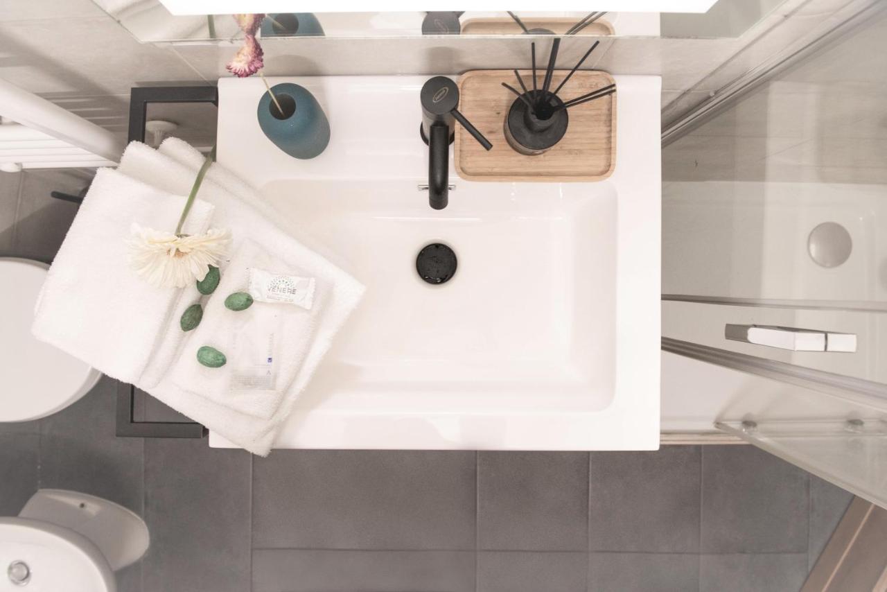 Stranamore Apartments Trastevere روما المظهر الخارجي الصورة